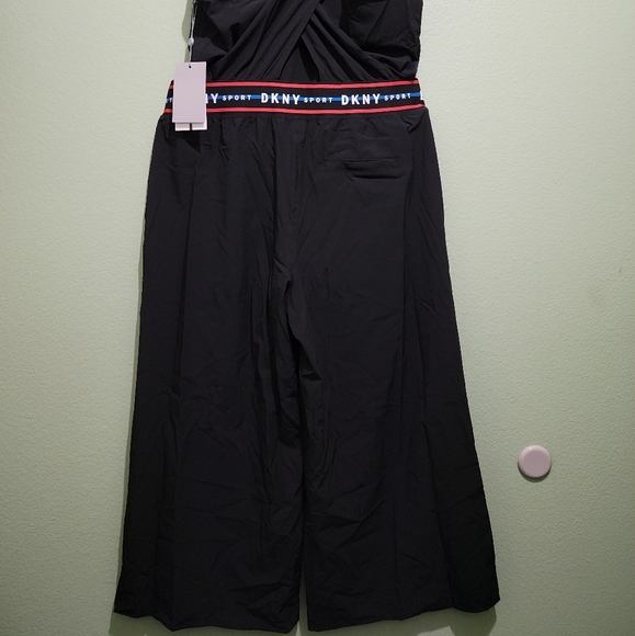DKNY Cropped Jumpsuit - Picture 6 of 7